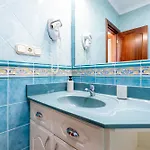 Paradise Court דירה