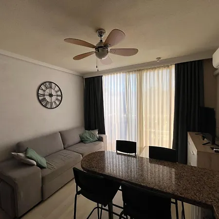 Paradise Court Apartment