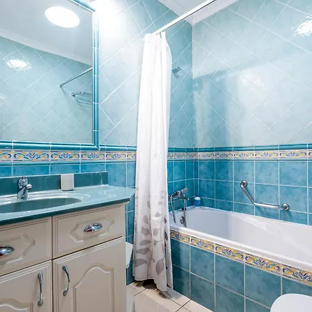 Apartament Paradise Court